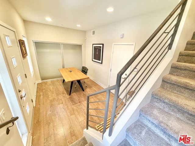 2753 Waverly Drive 1003, Los Angeles, CA 90039