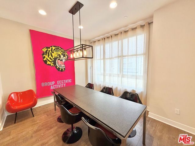 2753 Waverly Drive 1003, Los Angeles, CA 90039