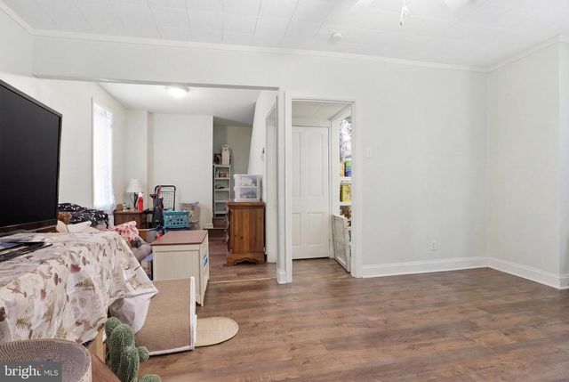 83 N MAIN ST, Dover, PA 17315