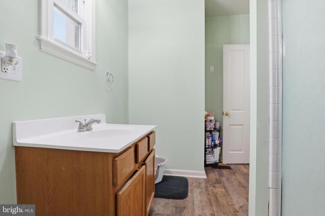 83 N MAIN ST, Dover, PA 17315