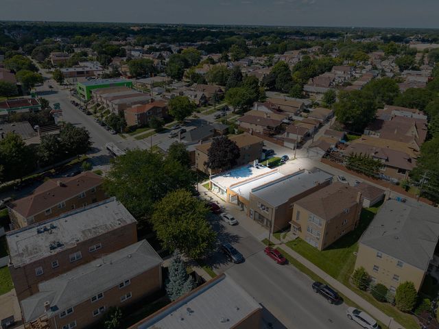5918 W Higgins Avenue, Chicago, IL 60630