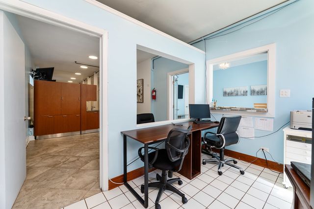 5918 W Higgins Avenue, Chicago, IL 60630