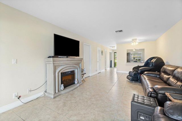 1031 Citrus Way 102-B, Delray Beach, FL 33445