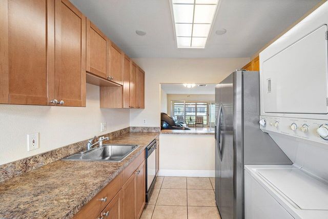 1031 Citrus Way 102-B, Delray Beach, FL 33445