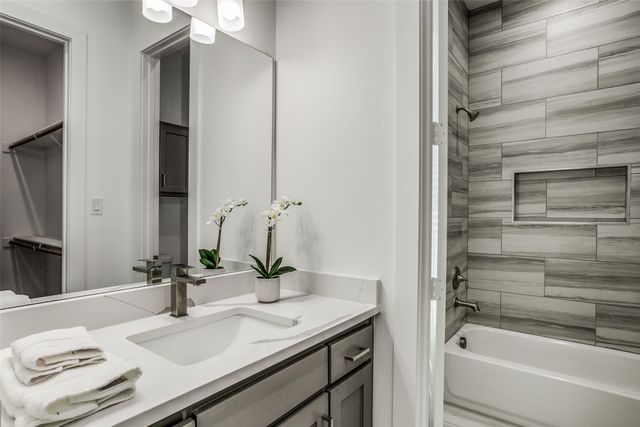 2042 Bickers Street, Dallas, TX 75212