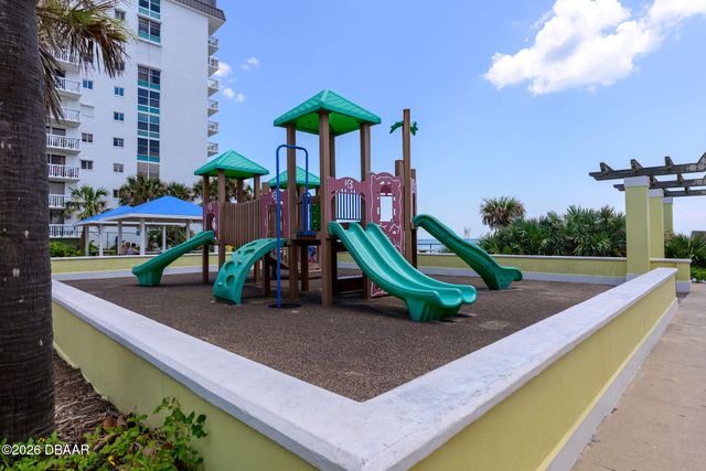 17 River Shore Drive, Ormond Beach, FL 32176