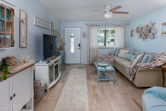 17 River Shore Drive, Ormond Beach, FL 32176