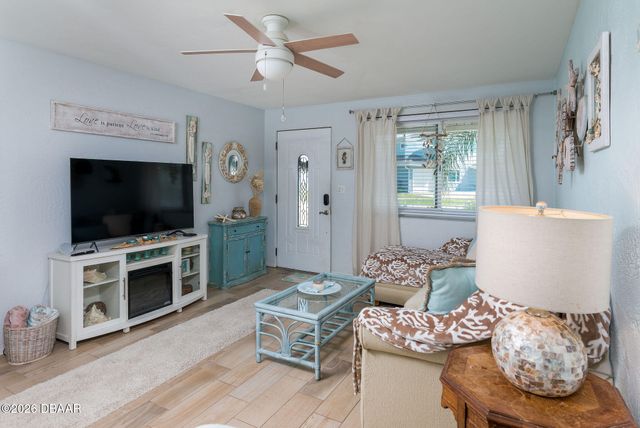 17 River Shore Drive, Ormond Beach, FL 32176