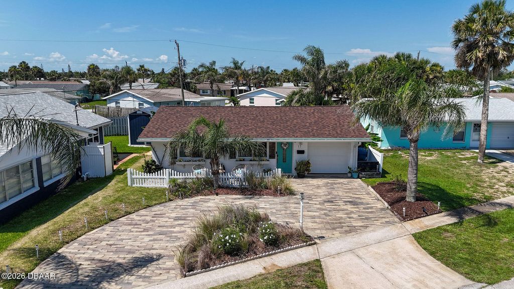 17 River Shore Drive, Ormond Beach, FL 32176