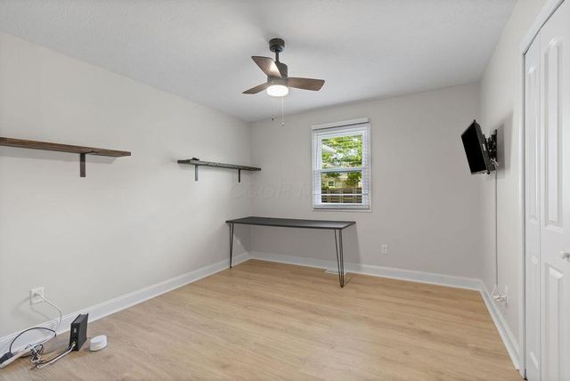 3197 Dunlavin Glen Road, Columbus, OH 43221