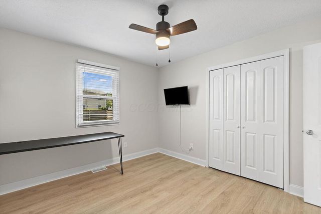 3197 Dunlavin Glen Road, Columbus, OH 43221
