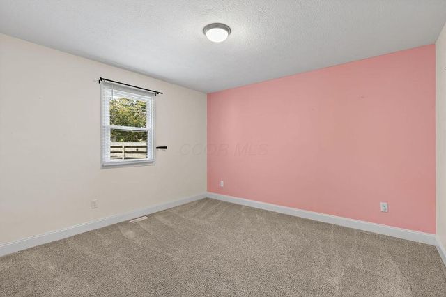 3197 Dunlavin Glen Road, Columbus, OH 43221