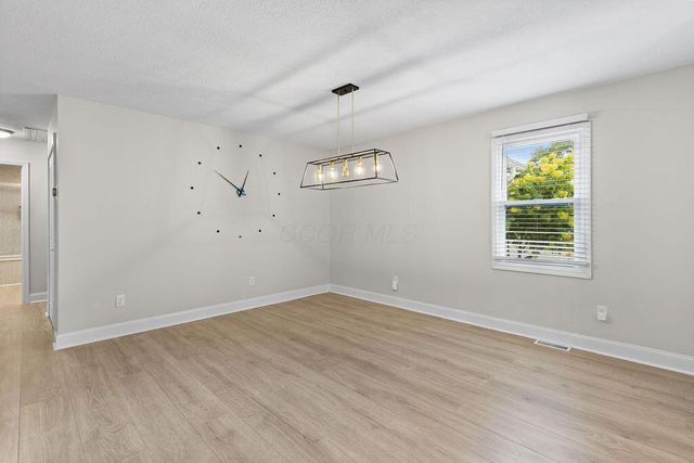 3197 Dunlavin Glen Road, Columbus, OH 43221