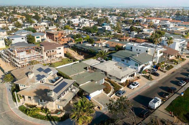 4927 29 Ocean Boulevard, San Diego, CA 92109