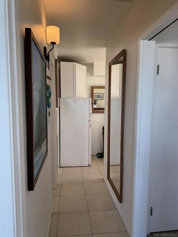 4927 29 Ocean Boulevard, San Diego, CA 92109