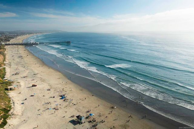 4927 29 Ocean Boulevard, San Diego, CA 92109