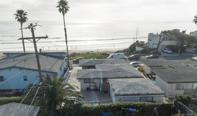 4927 29 Ocean Boulevard, San Diego, CA 92109