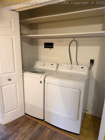 101 Elizabeth Street 3, Charleston, WV 25311