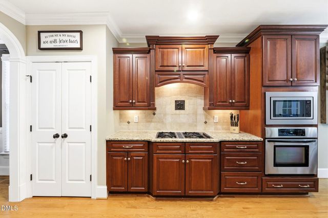 6208 Cabin Branch Drive, Durham, NC 27712