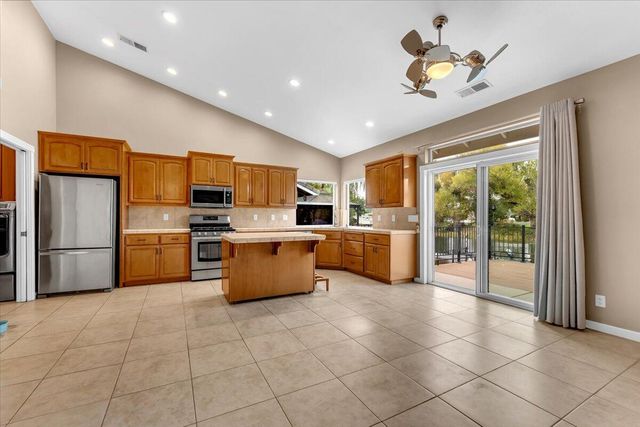 19130 Windward Way, Cottonwood, CA 96022