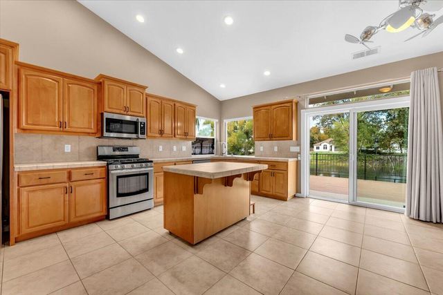 19130 Windward Way, Cottonwood, CA 96022