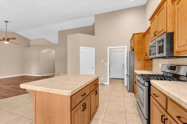 19130 Windward Way, Cottonwood, CA 96022