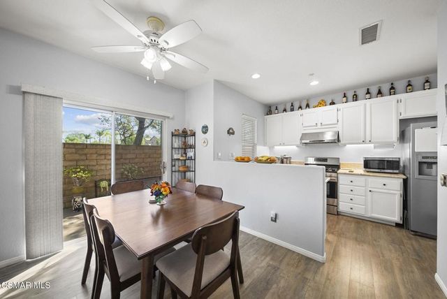 1838 Amberleaf Lane, Simi Valley, CA 93065