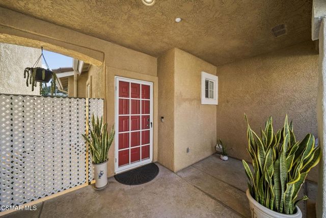 1838 Amberleaf Lane, Simi Valley, CA 93065