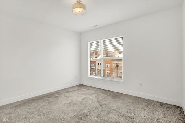 727 N Illinois Street 202, Indianapolis, IN 46204