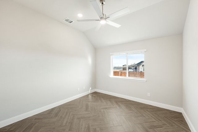 652 Sirius Drive, Waxahachie, TX 75165