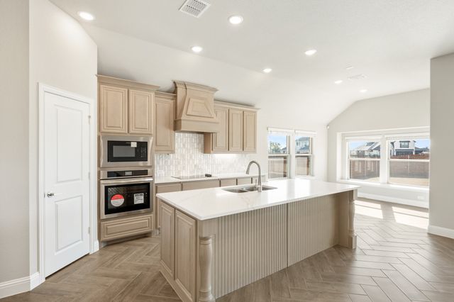 652 Sirius Drive, Waxahachie, TX 75165