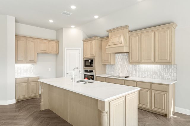 652 Sirius Drive, Waxahachie, TX 75165