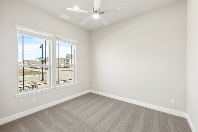 652 Sirius Drive, Waxahachie, TX 75165