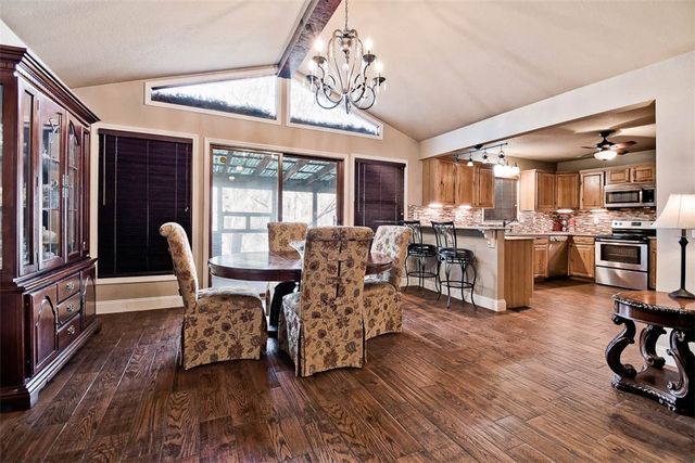 1 Woburn Lane, Bella Vista, AR 72715