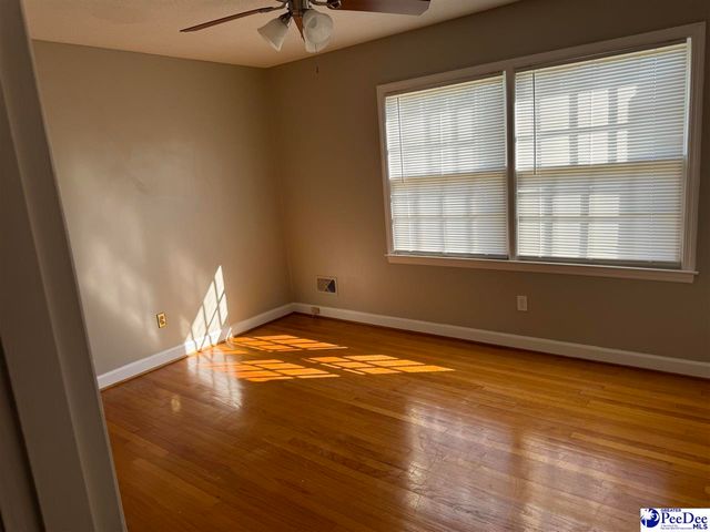 3031 W Woodbine Avenue, Florence, SC 29501