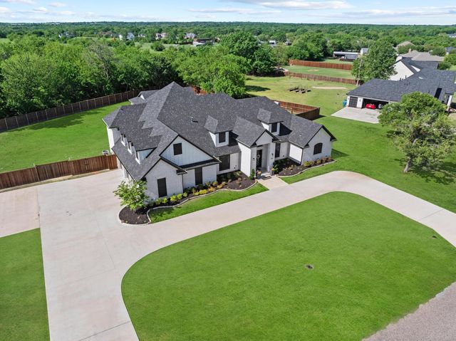 2214 Norwood Street, Sherman, TX 75092