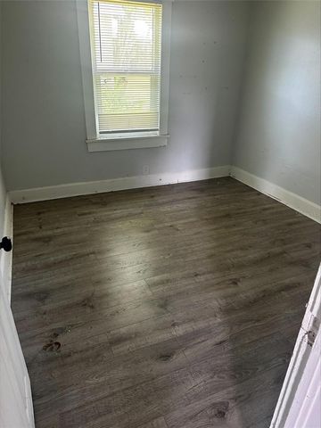 4411 16TH AVENUE S, St Petersburg, FL 33711
