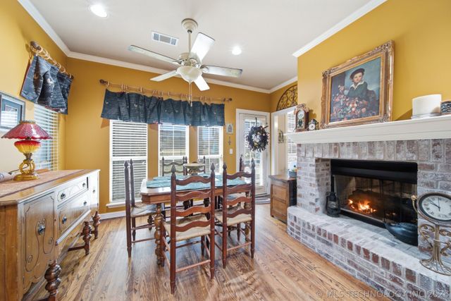 3104 N Oak Avenue, Broken Arrow, OK 74012