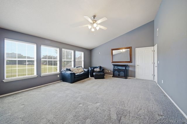 3104 N Oak Avenue, Broken Arrow, OK 74012