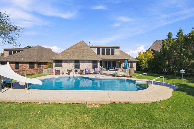 3104 N Oak Avenue, Broken Arrow, OK 74012
