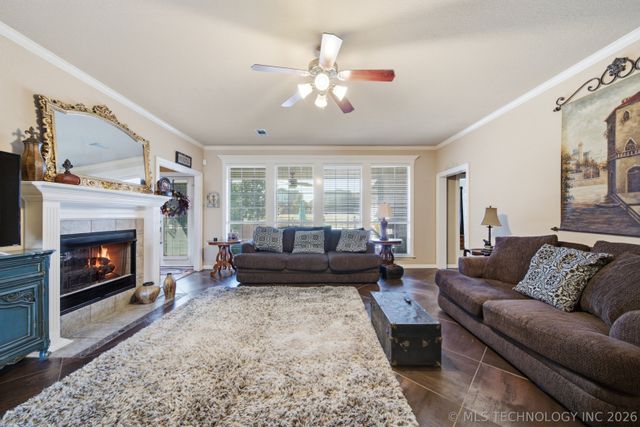 3104 N Oak Avenue, Broken Arrow, OK 74012