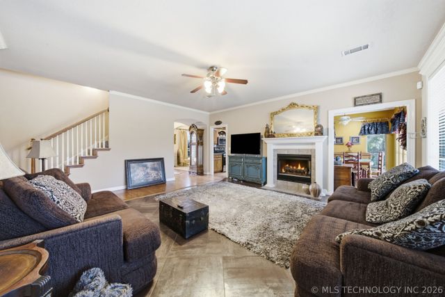 3104 N Oak Avenue, Broken Arrow, OK 74012