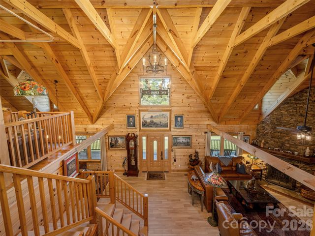 622 Oleta Road, Hendersonville, NC 28792