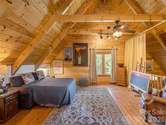 622 Oleta Road, Hendersonville, NC 28792