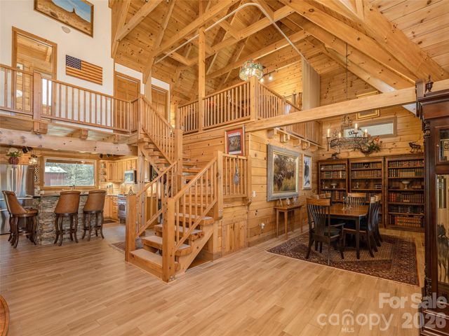 622 Oleta Road, Hendersonville, NC 28792