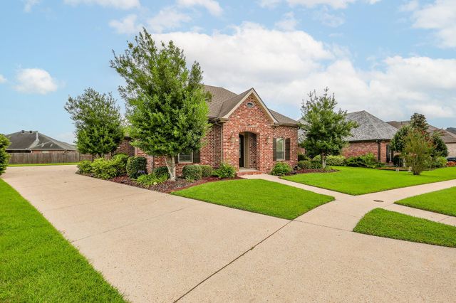 242 Jaden Lane, Houma, LA 70360