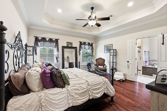 242 Jaden Lane, Houma, LA 70360