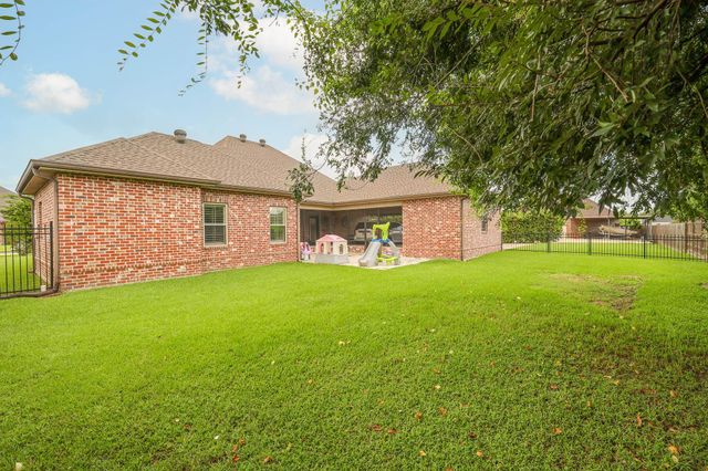 242 Jaden Lane, Houma, LA 70360