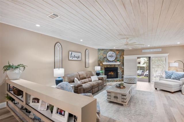 529 SANDY HOOK ROAD, Treasure Island, FL 33706