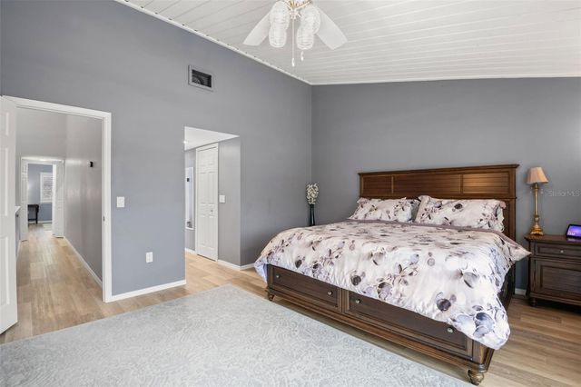 529 SANDY HOOK ROAD, Treasure Island, FL 33706